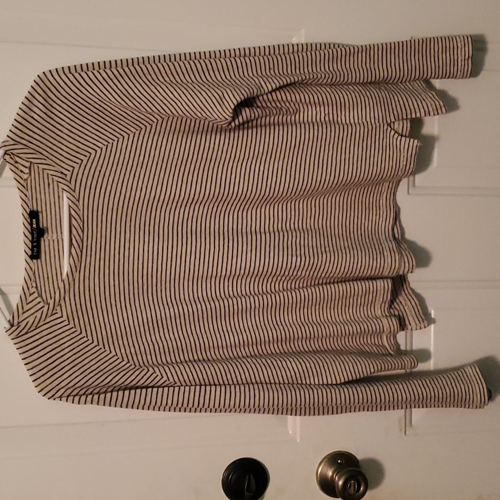 Rag and Bone/Jean black and cream striped short size M